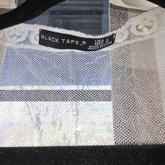 White lace kimono - Picture 2 of 4